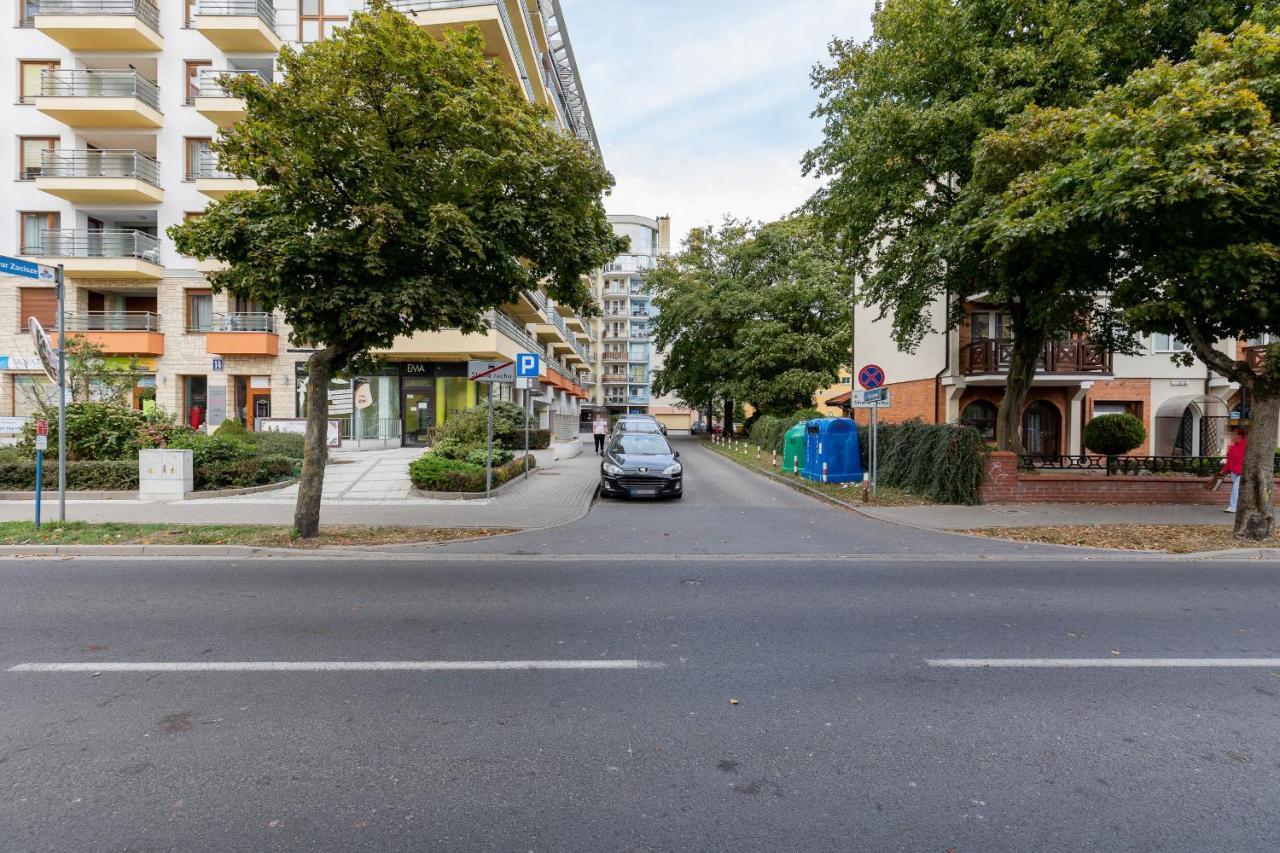 Apartment Spacerowa With Parking By Renters