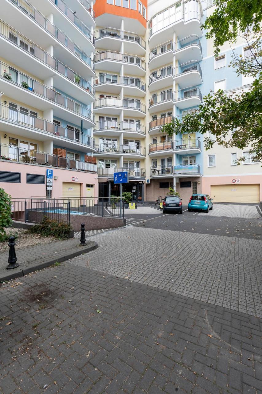 Spacerowa With Parking By Renters Apartment Kolobrzeg