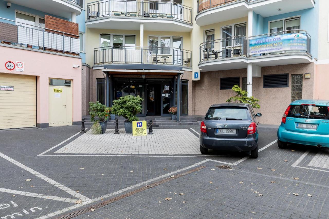 Spacerowa With Parking By Renters Apartment Kolobrzeg