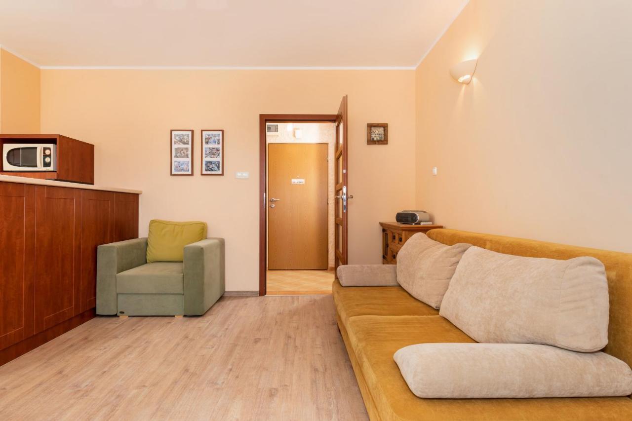 Apartment Spacerowa With Parking By Renters Kolobrzeg