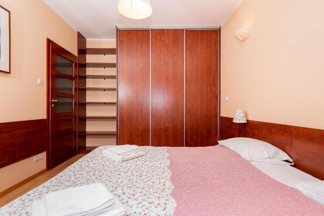 Spacerowa With Parking By Renters *