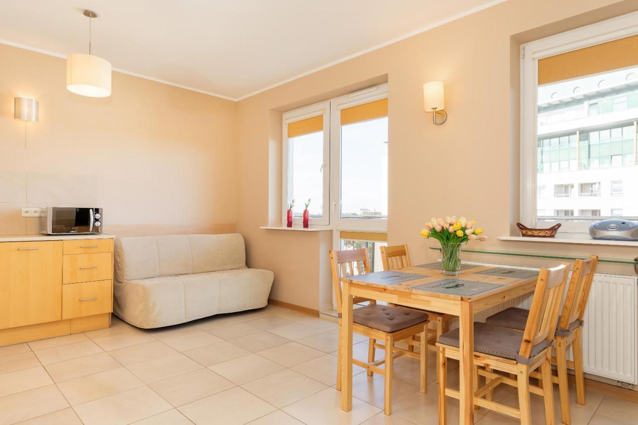 Spacerowa With Parking By Renters Apartment Kolobrzeg