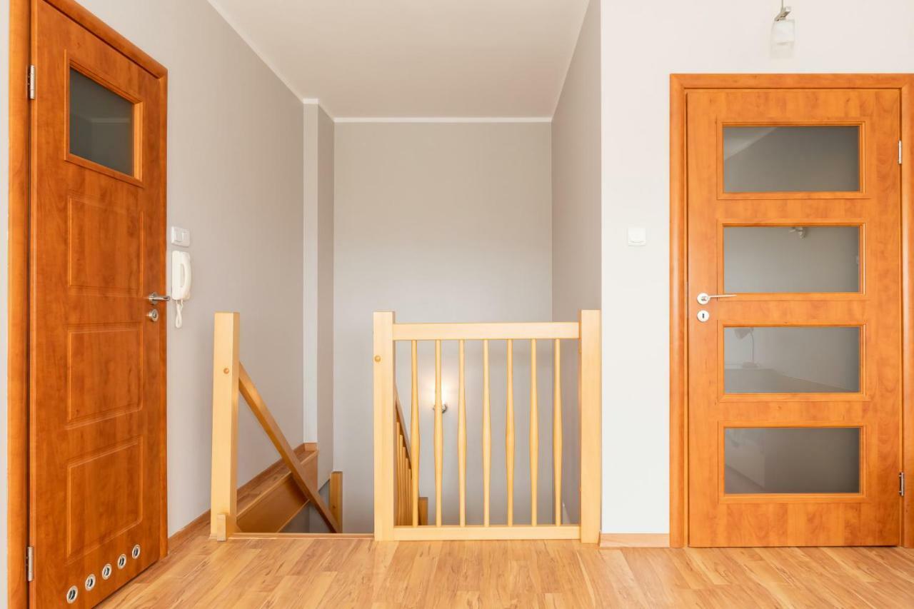 Spacerowa With Parking By Renters *