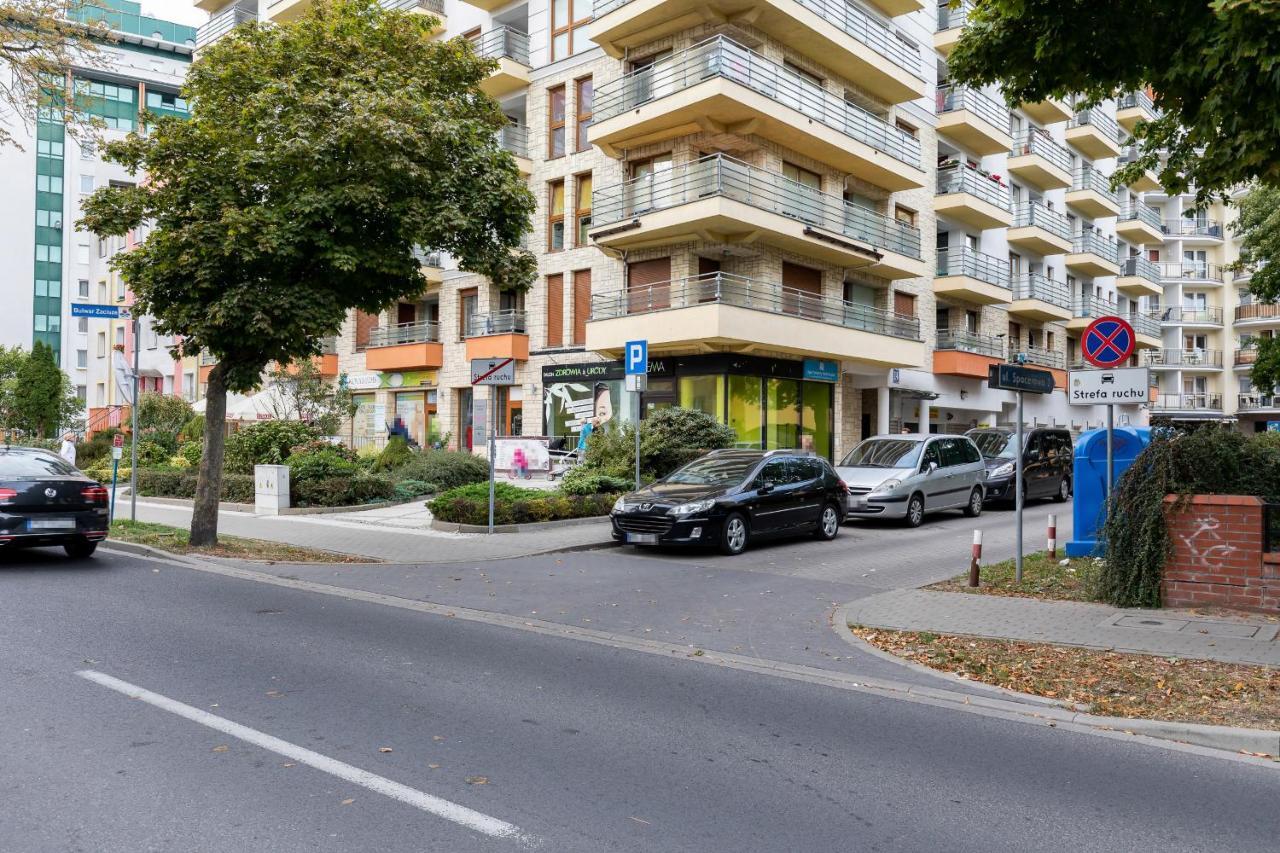 Apartment Spacerowa With Parking By Renters
