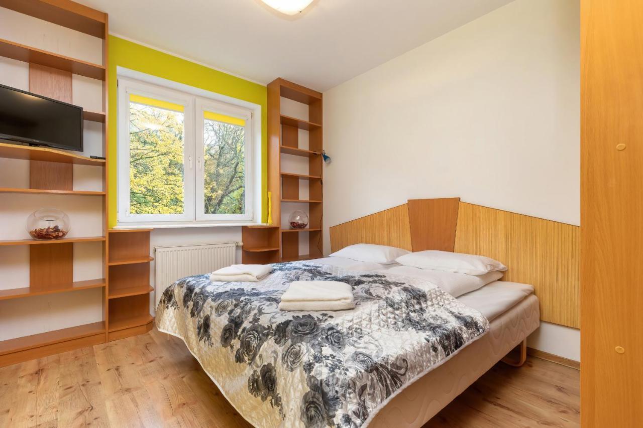 Spacerowa With Parking By Renters *